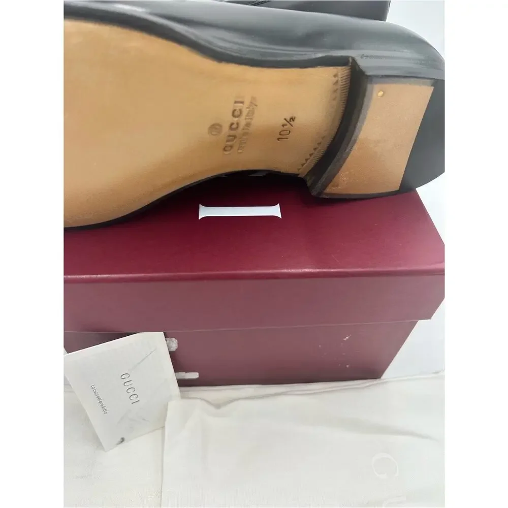 Men's Gucci horse bit leather loafer size 10.5 made in Italy